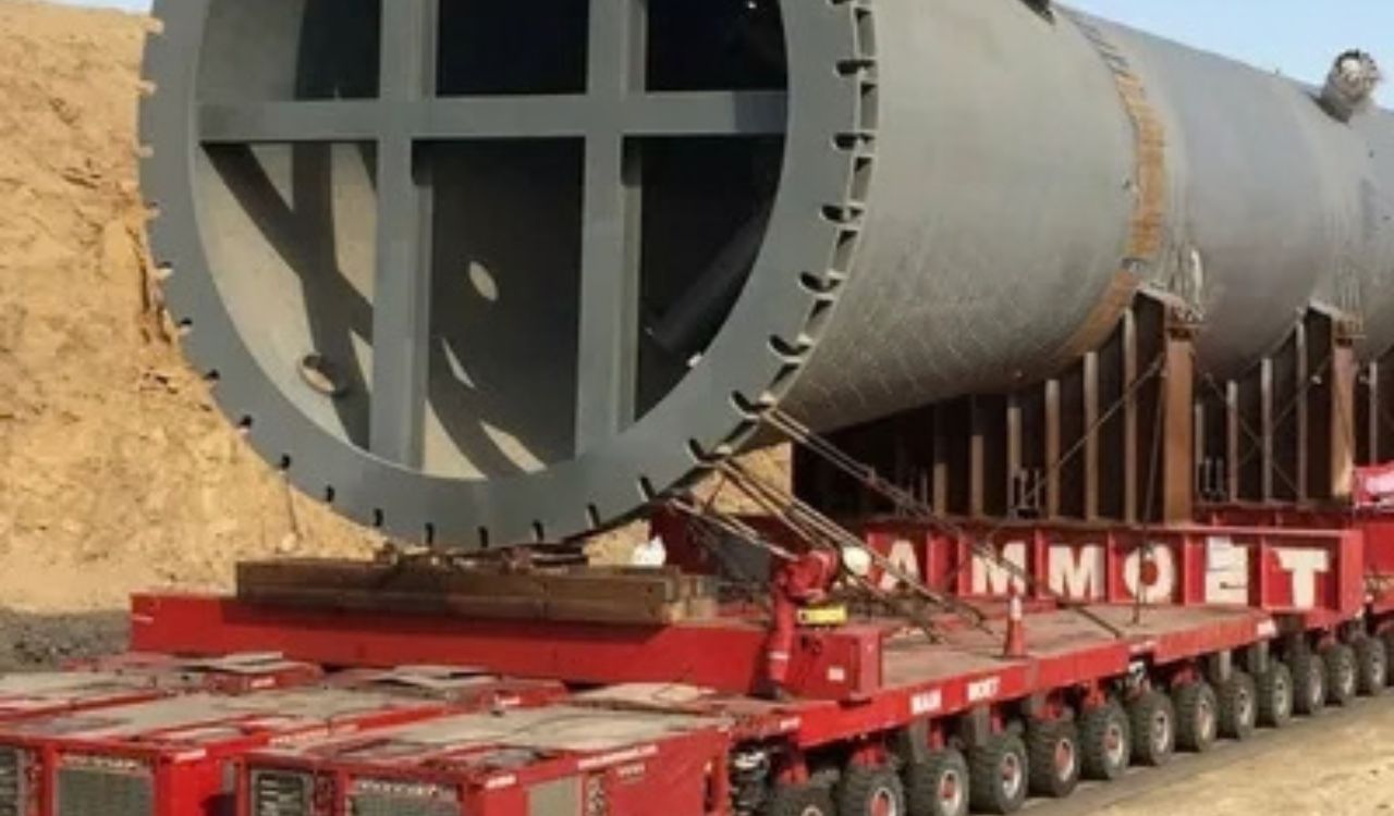 How SPMTs Handle Uneven Ground During Heavy Transport